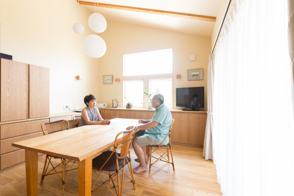 旭ホームズ(株)