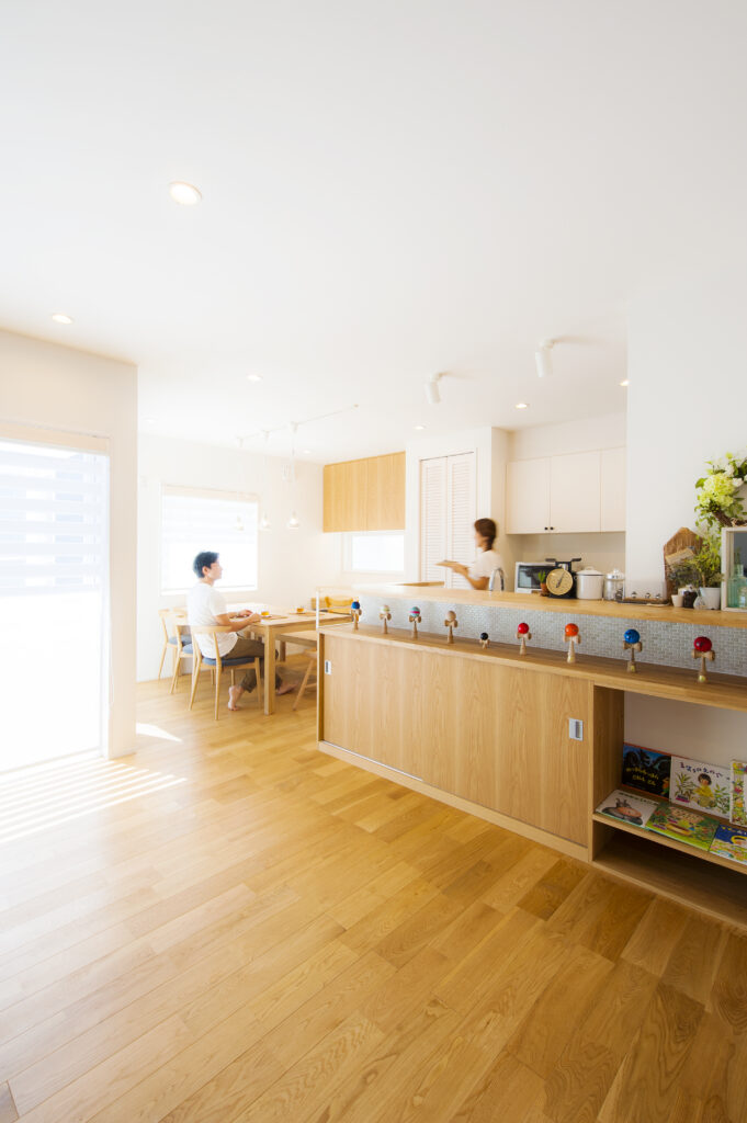 旭ホームズ(株)