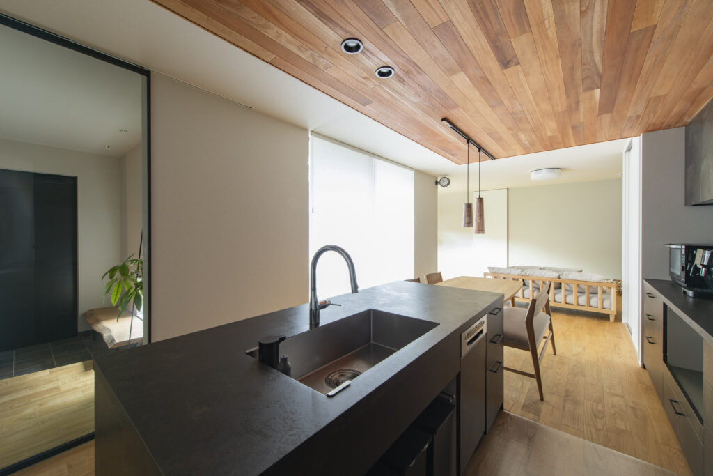 ㈱フィックスホーム